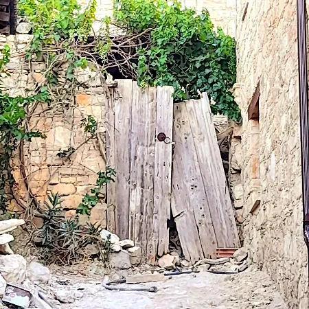 Bed & Breakfast Ble Mavi - For 2 (adults Only) Omodos