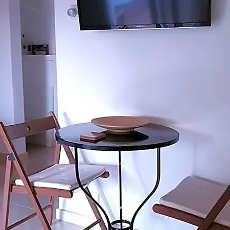 Ble Mavi - For 2 (adults Only) Vouni